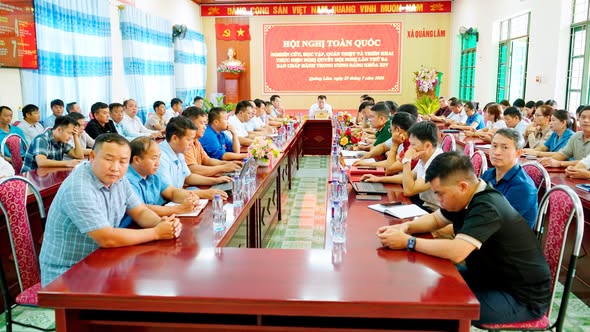 XÃ QUẢNG LÂM THAM GIA HỘI NGHỊ TOÀN QUỐC HỌC TẬP, QUÁN TRIỆT NGHỊ QUYẾT HỘI NGHỊ LẦN THỨ 3 BAN CHẤP HÀNH TRUNG ƯƠNG ĐẢNG KHÓA XIV