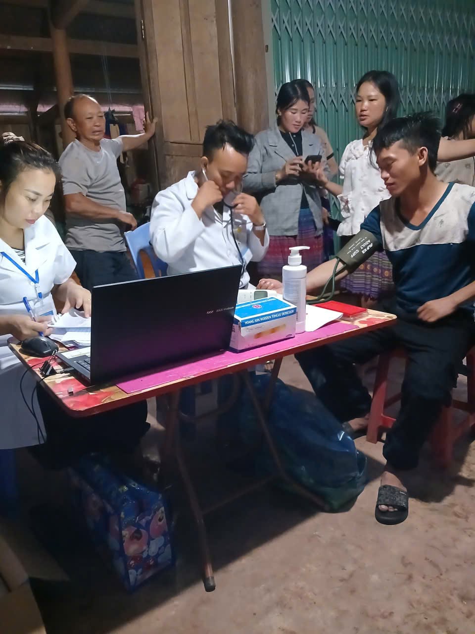 QUẢNG LÂM: HƠN 5.000 NGƯỜI DÂN ĐƯỢC KHÁM, TƯ VẤN SỨC KHỎE VÀ CẤP PHÁT THUỐC MIỄN PHÍ
