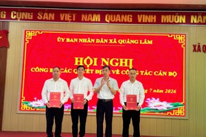 UBND XÃ QUẢNG LÂM CÔNG BỐ CÁC QUYẾT ĐỊNH VỀ CÔNG TÁC CÁN BỘ