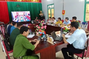 XÃ QUẢNG LÂM THAM DỰ HỘI NGHỊ TRỰC TUYẾN VỀ CÔNG TÁC CHUẨN BỊ ỨNG PHÓ THIÊN TAI VÀ KHẮC PHỤC HẬU QUẢ THIÊN TAI TRÊN ĐỊA BÀN TỈNH ĐIỆN BIÊN