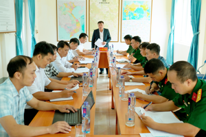 ĐẢNG ỦY XÃ QUẢNG LÂM LÀM VIỆC VỚI BAN CHỈ HUY QUÂN SỰ XÃ